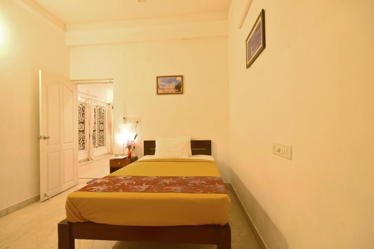 Bharathi Residhome ปอนดิเชอรี ภายนอก รูปภาพ