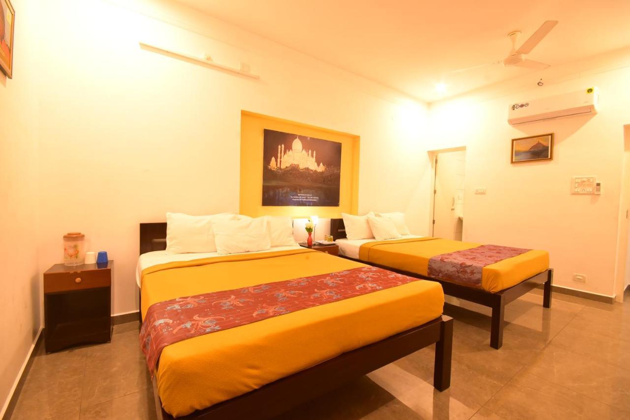 Bharathi Residhome ปอนดิเชอรี ภายนอก รูปภาพ